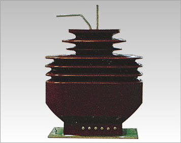 LZZB7-35型電流互感器
